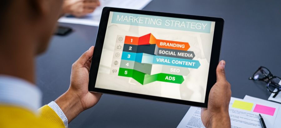 the-ultimate-guide-to-developing-a-strong-branding-strategy - OCH Creative Marketing Agency the-ultimate-guide-to-developing-a-strong-branding-strategy